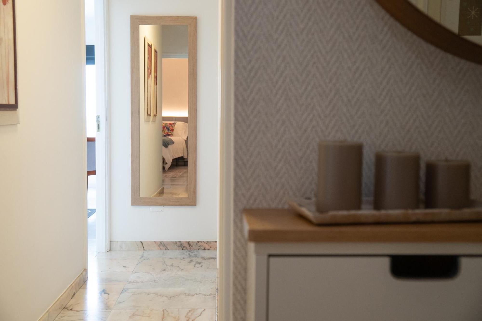 Apartamentos Faro Da Rocha Эль-Грове Экстерьер фото